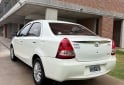 Autos - Toyota Etios,prisma, corsa,siena 2014 Nafta 152000Km - En Venta