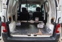 Utilitarios - Peugeot Partner 2019 GNC 162000Km - En Venta