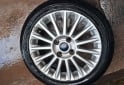 Accesorios para Autos - llanta de aleaci�n Ford Fiesta Kinetic con cubierta nueva. - En Venta