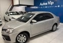 Autos - Toyota ETIOS XLS 2017 Nafta 77000Km - En Venta