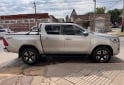 Camionetas - Toyota Toyota Hilux SRX 4x4 AT 2019 Diesel 200000Km - En Venta
