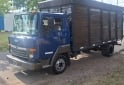 Utilitarios - Nissan Nissan 1997 Diesel 400000Km - En Venta