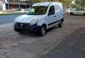 Utilitarios - Renault Kangoo authentique 2014 GNC 240000Km - En Venta