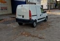 Utilitarios - Renault Kangoo authentique 2014 GNC 240000Km - En Venta