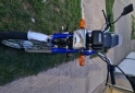 Motos - Suzuki AX100 2023 Nafta 6000Km - En Venta