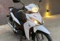 Motos - Honda Wave 2024 Nafta 8100Km - En Venta