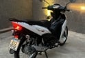 Motos - Honda Wave 2024 Nafta 8100Km - En Venta