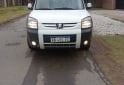 Utilitarios - Peugeot Partner patagonica 1.6HD 2017 Diesel 148500Km - En Venta