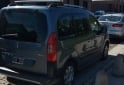 Utilitarios - Peugeot PARTNER TEPEE OUTDOOR 2008 Diesel 290000Km - En Venta