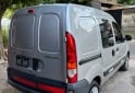 Utilitarios - Renault Kangoo 2015 GNC 199000Km - En Venta