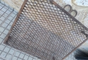 Hogar - Parrilla con patas de bul�n - En Venta