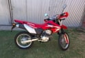 Motos - Honda Tornado 200 2024 Nafta 3700Km - En Venta