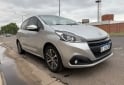 Autos - Peugeot 208 feline 2020 Nafta 76000Km - En Venta