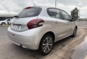 Autos - Peugeot 208 feline 2020 Nafta 76000Km - En Venta