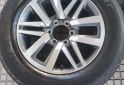 Accesorios para Autos - Llantas 18 Toyota Hilux Sw4 Muy buenas $1.500.000 las 4. NO BAJO PRECIO - En Venta