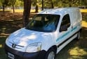 Utilitarios - Peugeot Partner HDI Berlingo 1.6 2011 Diesel 144000Km - En Venta