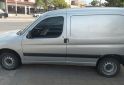 Utilitarios - Citroen BERLINGO FURGON HDI 2018 Diesel 190000Km - En Venta