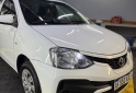Autos - Toyota ETIOS 2022 Nafta 42000Km - En Venta