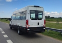 Utilitarios - Iveco Daily 50 17 Minibus 2022 Diesel 1200Km - En Venta
