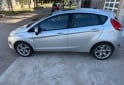 Autos - Ford Fiesta Kinetic 2013 Nafta 97000Km - En Venta