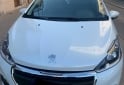 Autos - Peugeot 208 2018 Nafta 50000Km - En Venta