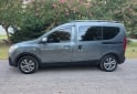 Autos - Renault Kangoo 2023 Diesel 61000Km - En Venta