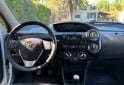 Autos - Toyota Etios 1,5 XLS. 4 puertas 2015 Nafta 140000Km - En Venta