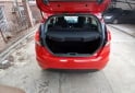 Autos - Ford Fiesta kinetick 2015 Nafta 102000Km - En Venta
