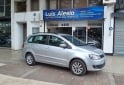 Autos - Volkswagen Suran highline 2011 Nafta 145000Km - En Venta