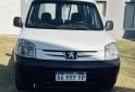 Utilitarios - Peugeot Partner kangoo Fiorino 2017 Diesel 151Km - En Venta