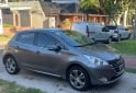 Autos - Peugeot 208 2014 Nafta 120000Km - En Venta