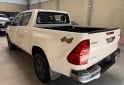 Camionetas - Toyota HILUX SR 4x4 2022 Diesel 136000Km - En Venta