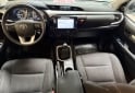Camionetas - Toyota HILUX SR 4x4 2022 Diesel 136000Km - En Venta
