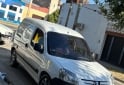 Utilitarios - Peugeot Partner 2017 Diesel 150000Km - En Venta