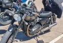 Motos - Triumph Srteet Twin 2022 Nafta 35000Km - En Venta