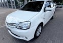 Autos - Toyota Etios 2014 Nafta 131000Km - En Venta