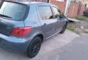Autos - Peugeot Modelo 2004 versi�n 307 2004 Nafta 256000Km - En Venta