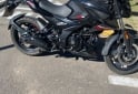Motos - Bajaj N250. 2023 Nafta 8000Km - En Venta