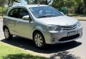 Autos - Toyota Etios 2017 Nafta 127000Km - En Venta