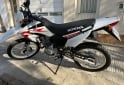 Motos - Honda Tornado XR 250 2022 Nafta 3500Km - En Venta