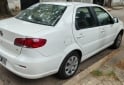 Autos - Fiat Siena 2015 GNC 180000Km - En Venta