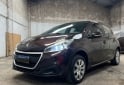 Autos - Peugeot 208 2017 Nafta 100000Km - En Venta