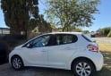 Autos - Peugeot 208 2014 Nafta 47150Km - En Venta