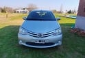 Autos - Toyota Etios 2016 Nafta 165000Km - En Venta