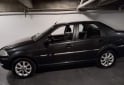 Autos - Fiat Siena Essence 2010 GNC 145000Km - En Venta