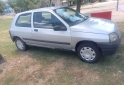 Autos - Renault Clio 1998 Diesel 2Km - En Venta