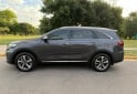 Camionetas - Kia SORENTO 2018 Diesel 151000Km - En Venta