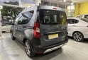 Utilitarios - Renault Kangoo Stepway 1.6 SCe 2026 Nafta 0Km - En Venta