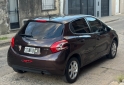 Autos - Peugeot 208 2014 Nafta 75000Km - En Venta