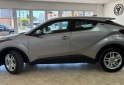 Autos - Toyota C-HR 2020 Electrico / Hibrido 102000Km - En Venta